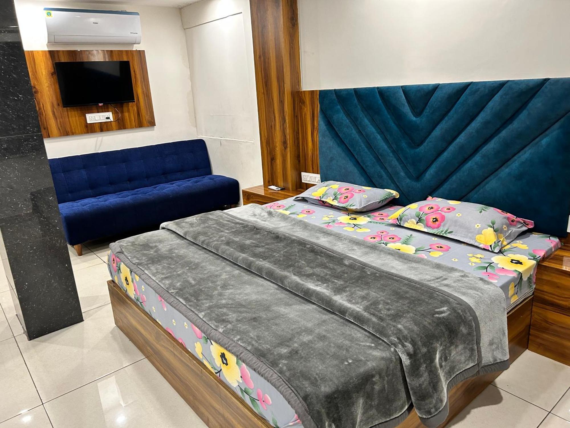 Hotel Divya Ришикеш Экстерьер фото